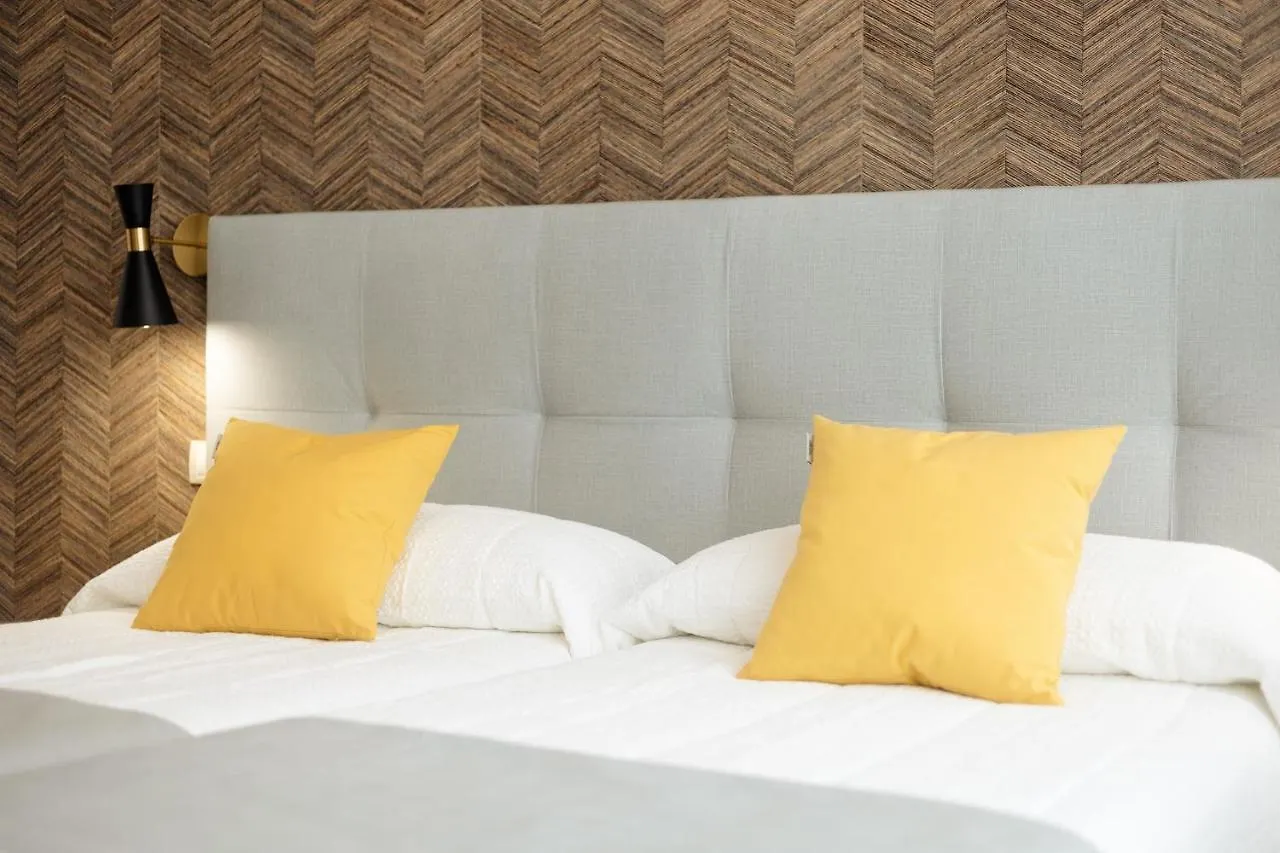Apartamentos Debambu Malaga Apartment
